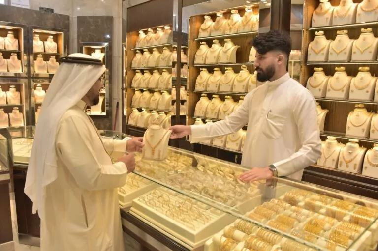 سعر-الذهب-اليوم-الأربعاء-في-السعودية.-تحديث-لحظي-لعيار-21